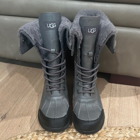 UGG BUTTE II TOGGLE TALL CWR BOOTS - kids 1 - Picture 6 of 12